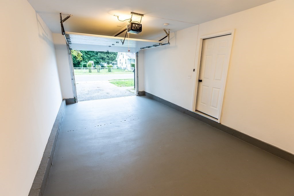 138 Denver Street Springfield, MA 01109 - Photo 18 of 23 Gallery Image 18