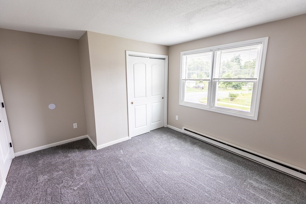 138 Denver Street Springfield, MA 01109 - Photo 10 of 23 Gallery Image 10