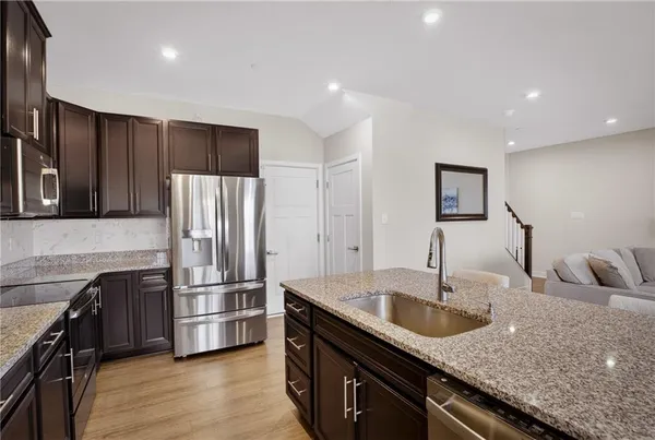 $400,000 | 471 Dogwood Lane, McDonald, PA 15057