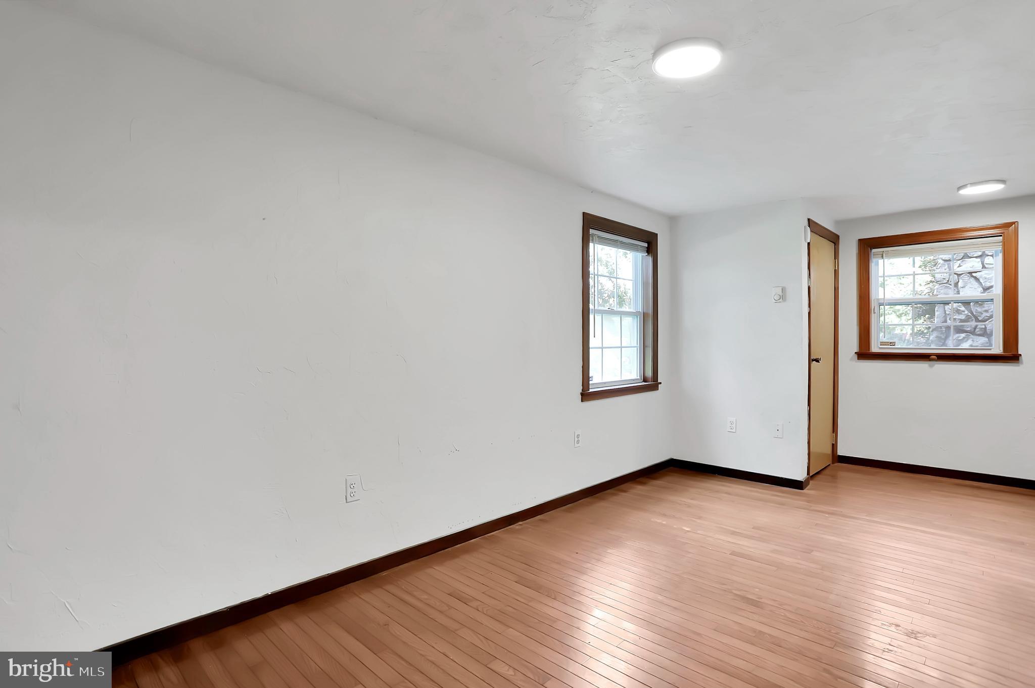 8802 Mapleville Road Mount Airy, MD 21771 - Photo 11 of 31 Bedroom 1