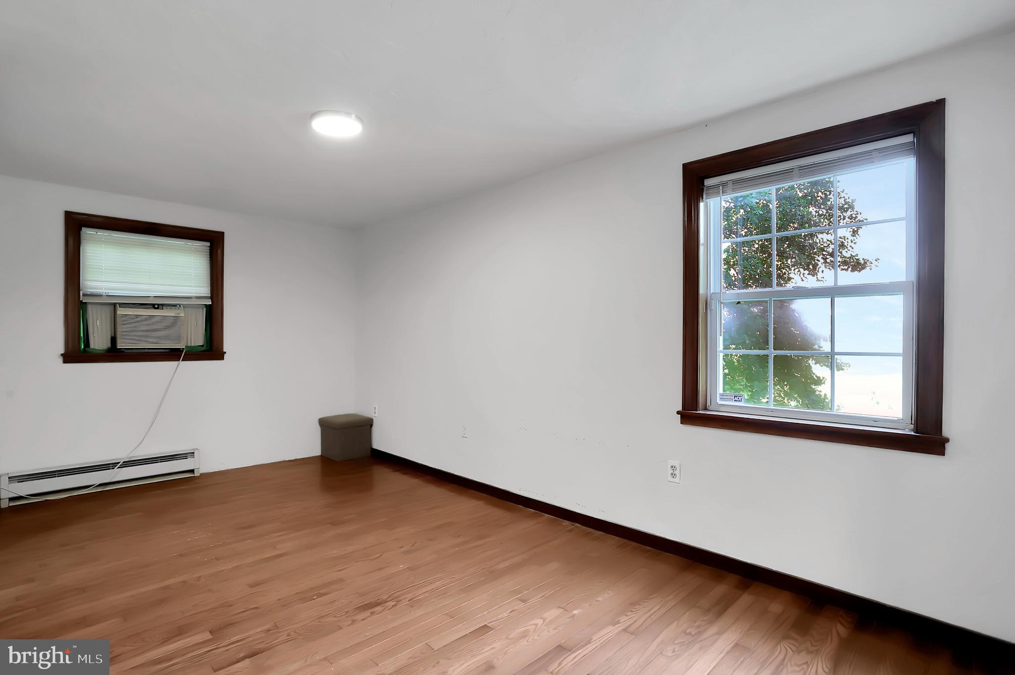8802 Mapleville Road Mount Airy, MD 21771 - Photo 14 of 31 Bedroom 1