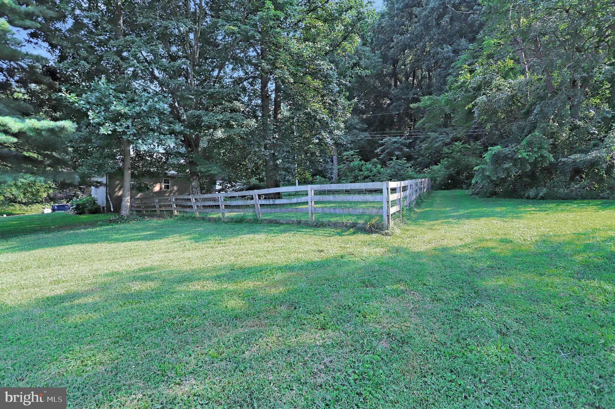 8802 Mapleville Road Mount Airy, MD 21771 - Photo 28 of 31 Exterior