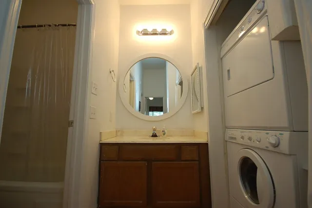 $1,800 | 1908 San Antonio Street, Unit 312, Austin, TX 78705