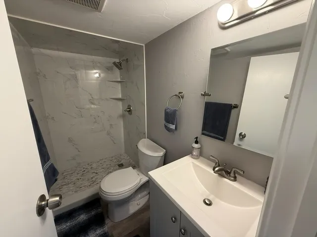 $238,499 | 1620 East Randall Avenue, Appleton, WI 54911