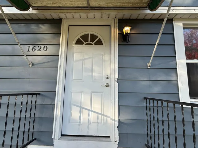 $238,499 | 1620 East Randall Avenue, Appleton, WI 54911