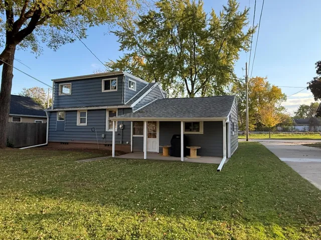 $238,499 | 1620 East Randall Avenue, Appleton, WI 54911