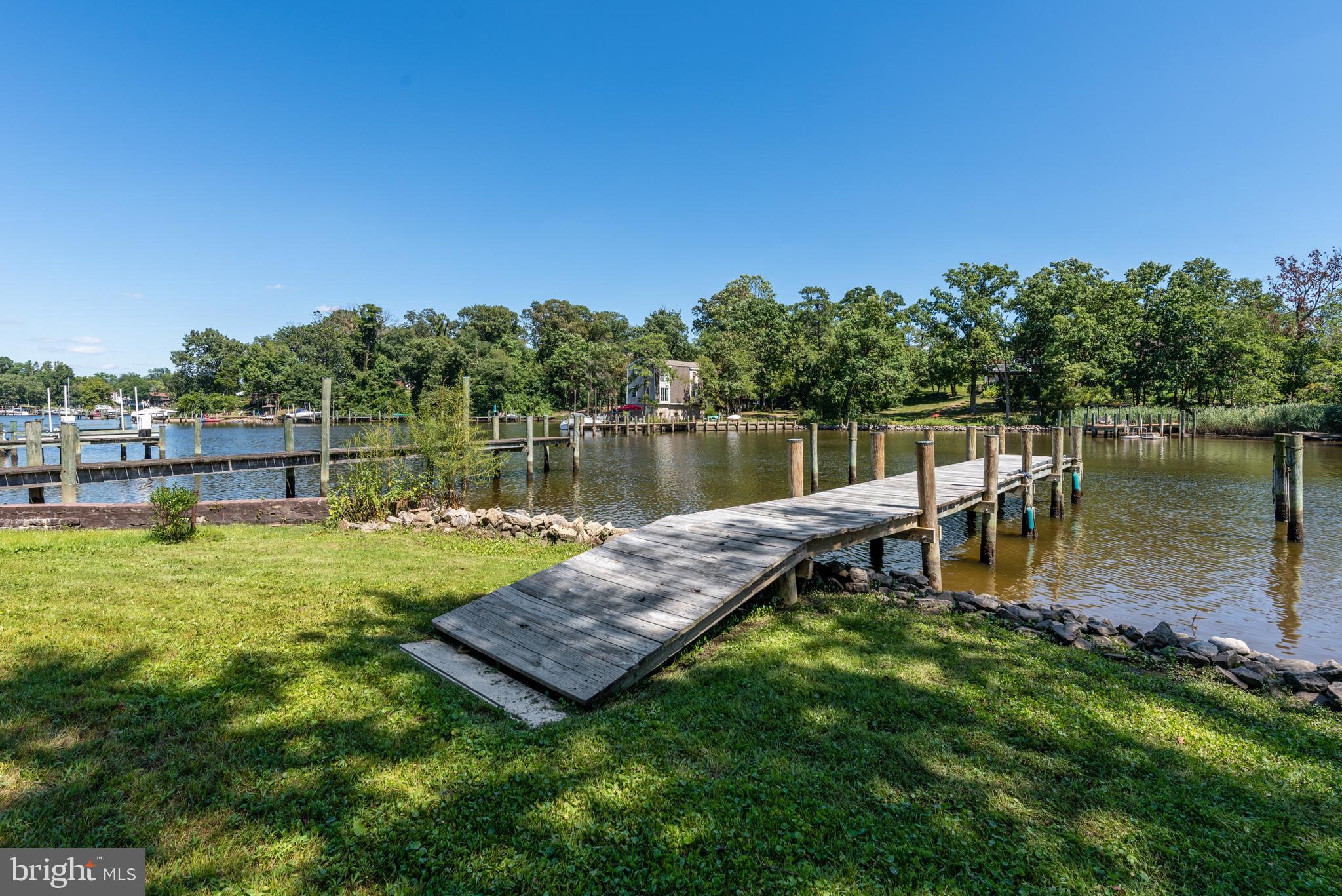 779 Powhatan Beach Road Pasadena, MD 21122 - Photo 6 of 50 Gallery Image 6