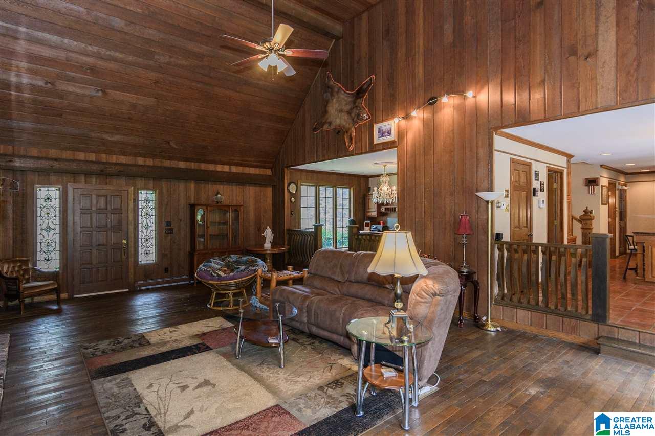 111 Rayfield Drive Bessemer, AL 35022 - Photo 6 of 40