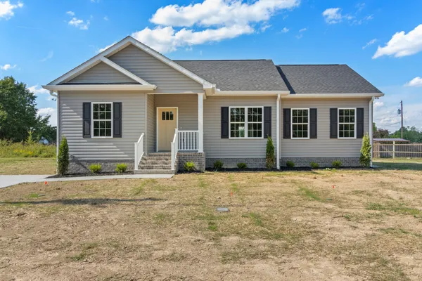 $330,000 | 1993 Stevens Drive, Westmoreland, TN 37186