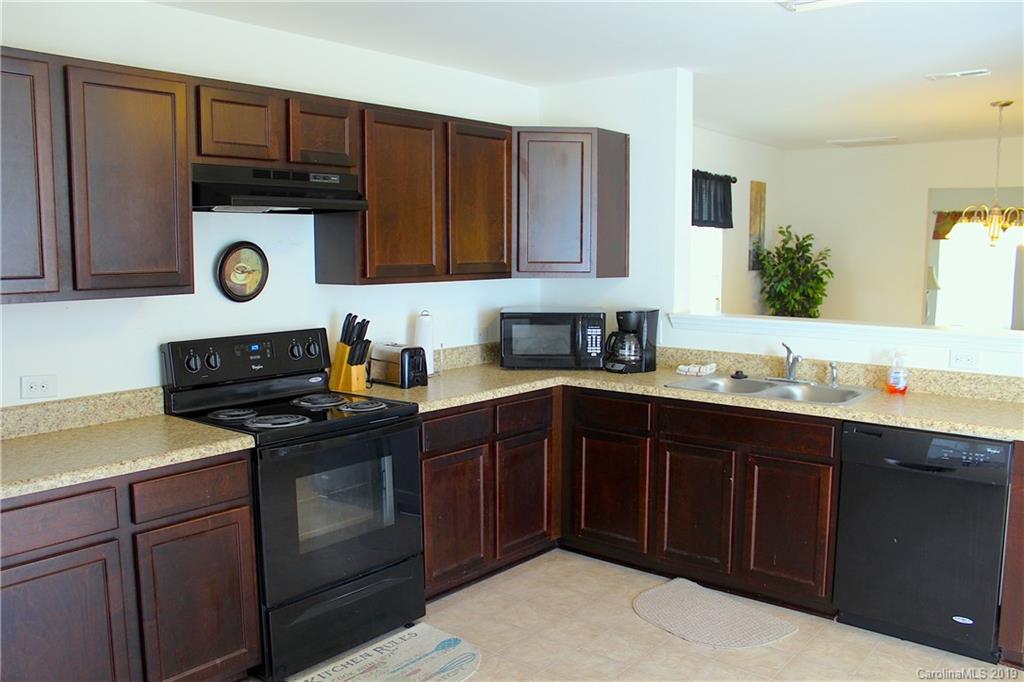 1025 Rook Road Charlotte, NC 28216 - Photo 8 of 14