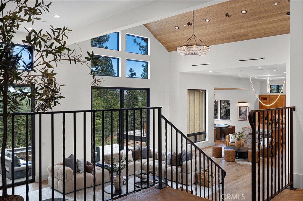 9348 Nine Bark Road Truckee, CA 96161 - Photo 9 of 60 Gallery Image 9