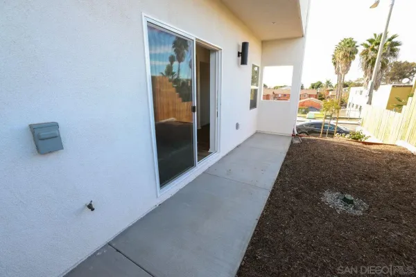 $599,000 | 4980 Ocean View Boulevard, Unit P, San Diego, CA 92113