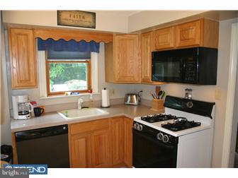 1517 Norman Road Havertown, PA 19083 - Photo 4 of 11 Kitchen