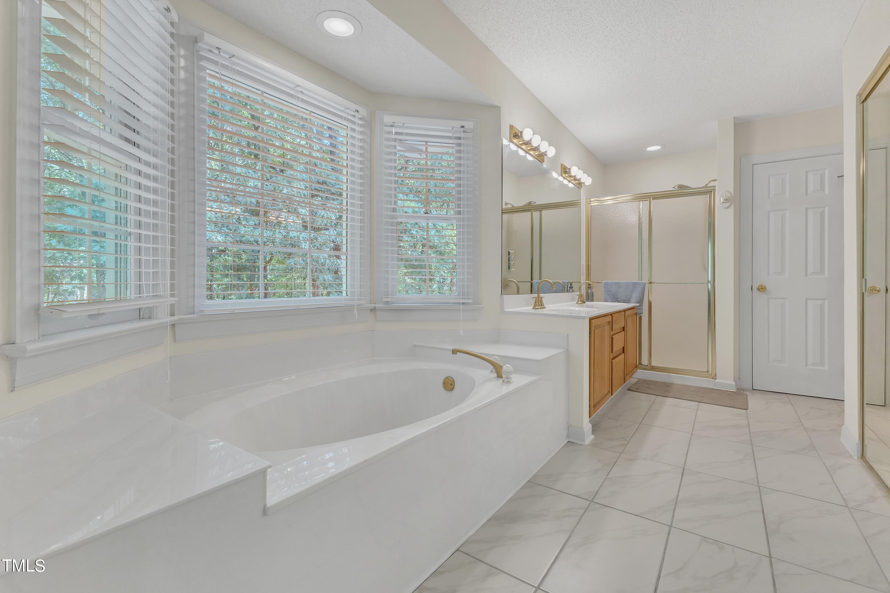 107 Spring Lake Court Durham, NC 27713 - Photo 22 of 31 107 Spring Lake Bath