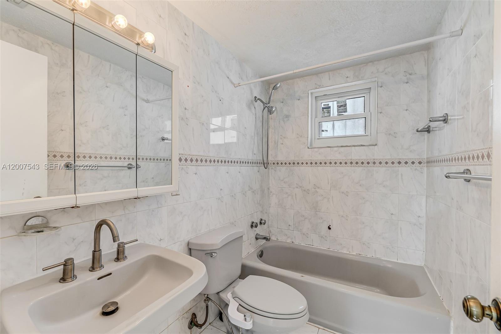 9610 Southwest 16th Street Miami, FL 33165 - Photo 25 of 41