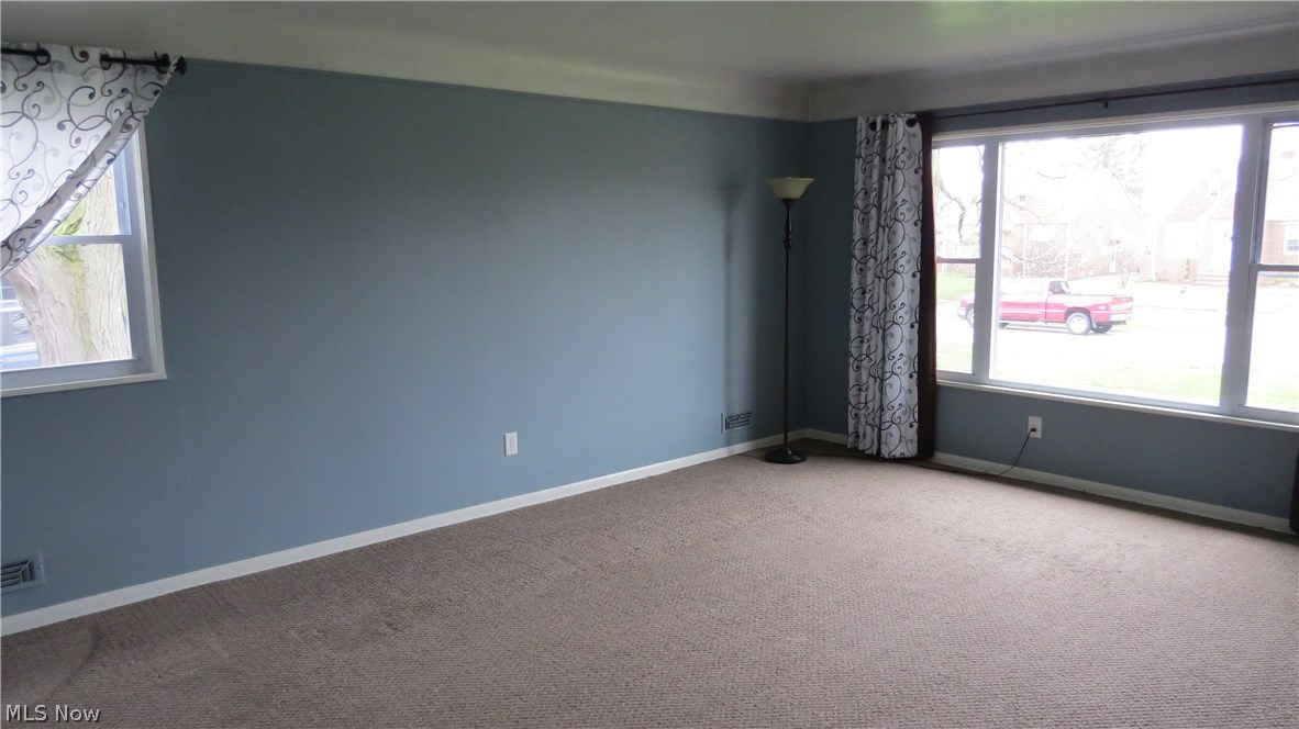 8321 Ackley Road Parma, OH 44129 - Photo 11 of 33 Cozy living room
