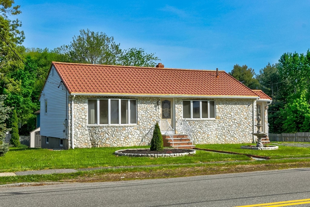 2 Herrick Road Peabody, MA 01960 - Photo 6 of 42