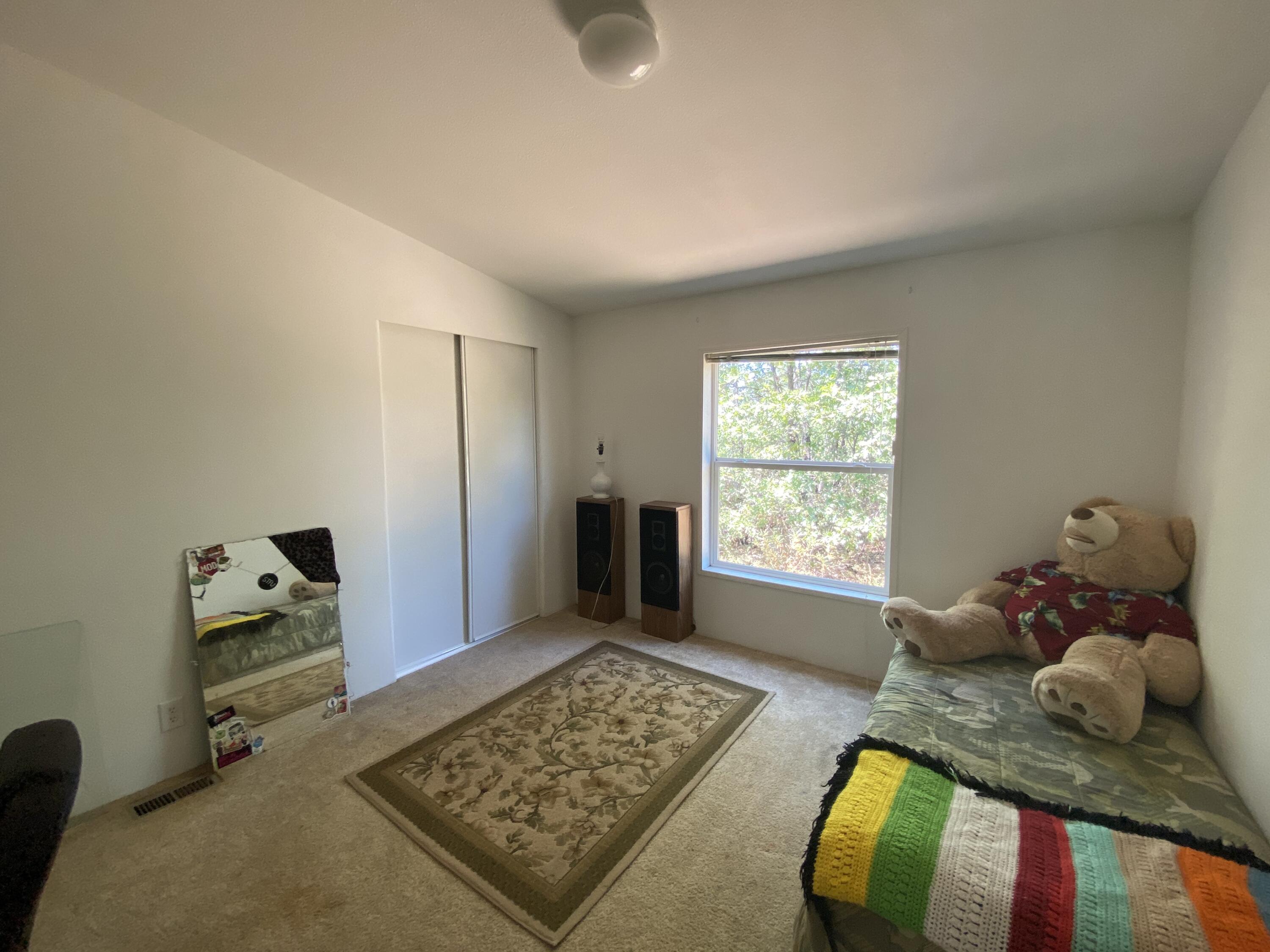 18190 Patterson Ranch Road Round Mountain, CA 96084 - Photo 13 of 33 BED 2