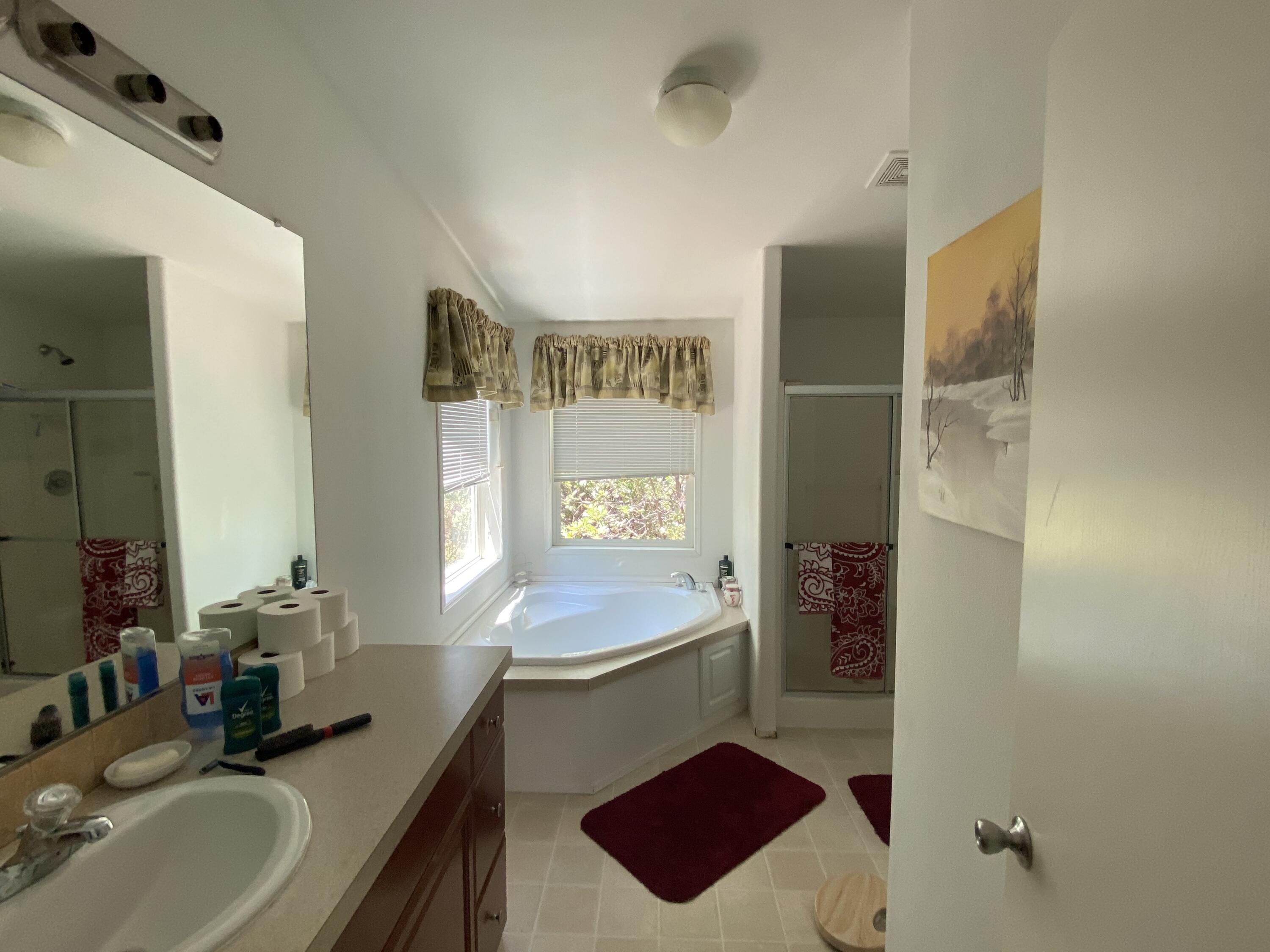 18190 Patterson Ranch Road Round Mountain, CA 96084 - Photo 9 of 33 OWNER BATH