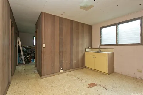 a view of a storage & utility room