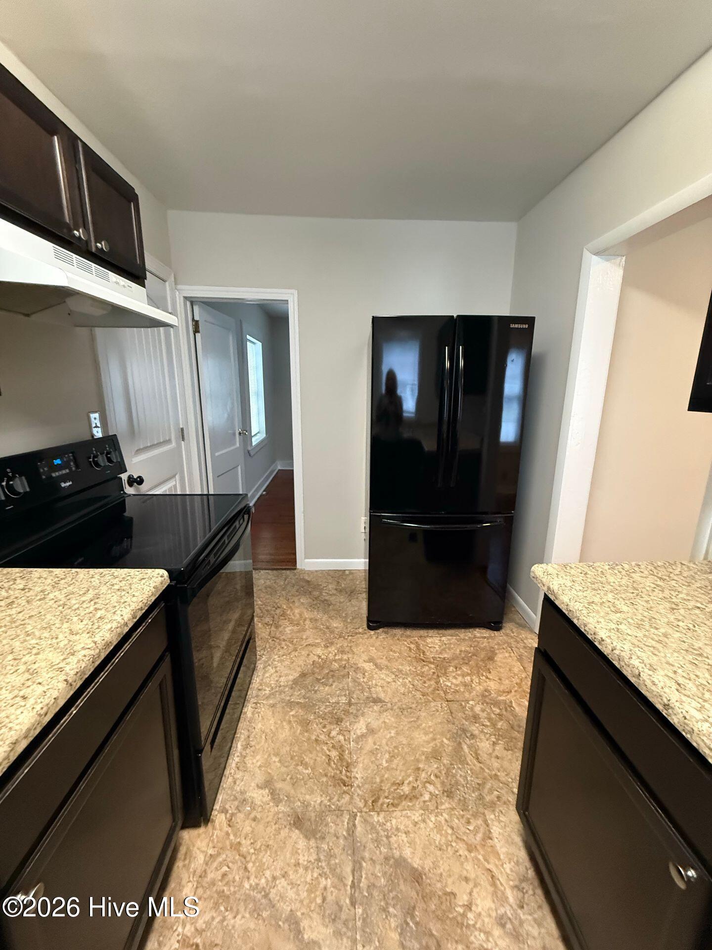 206 Queens Road Jacksonville, NC 28540 - Photo 5 of 13