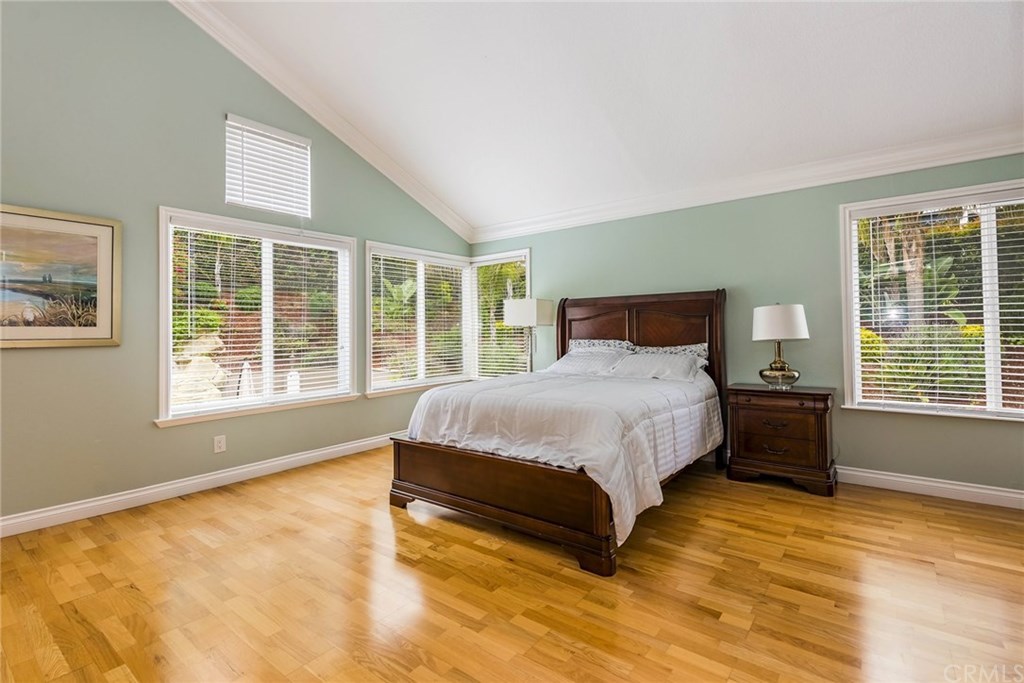 4224 San Ramon Drive Corona, CA 92882 - Photo 28 of 43 Spacious Master Suite.