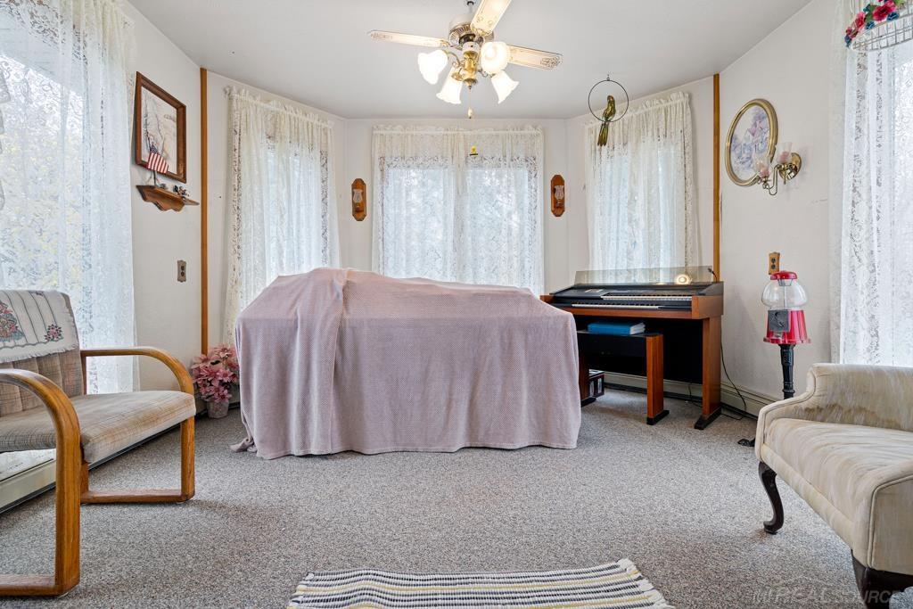 6186 Hunters Creek Road Imlay City, MI 48444 - Photo 6 of 53 50127321-5.JPG