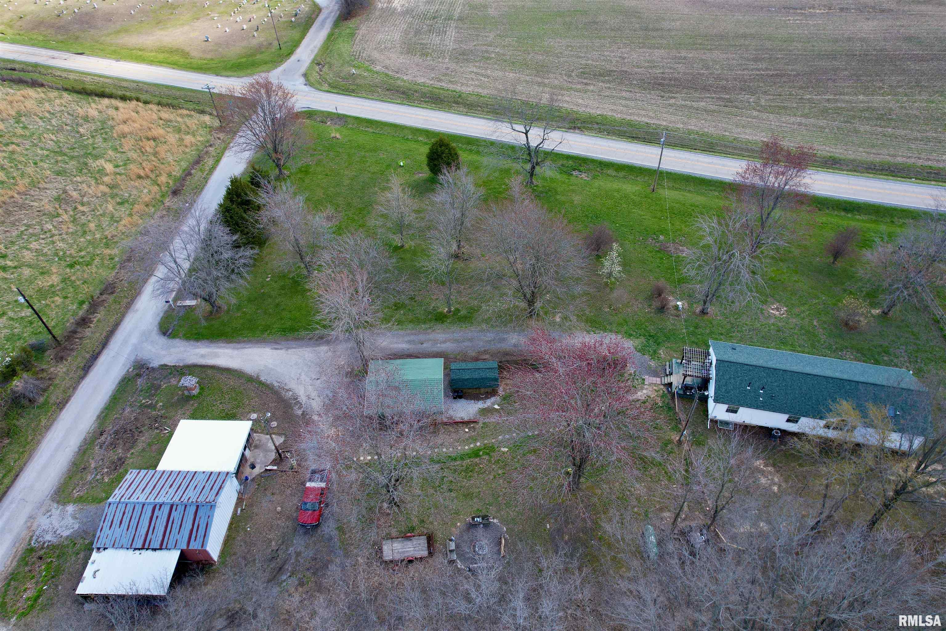 1219 Buchanan Road Iuka, IL 62849 - Photo 51 of 74