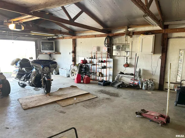 $198,000 | 1219 Buchanan Road, Iuka, IL 62849