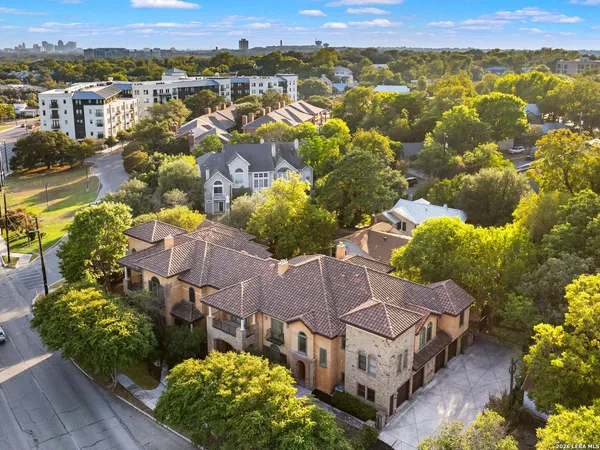 an aerial view of multiple house