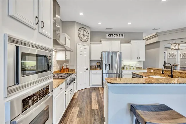 $925,000 | 6022 Hammock Hill Avenue, Lithia, FL 33547