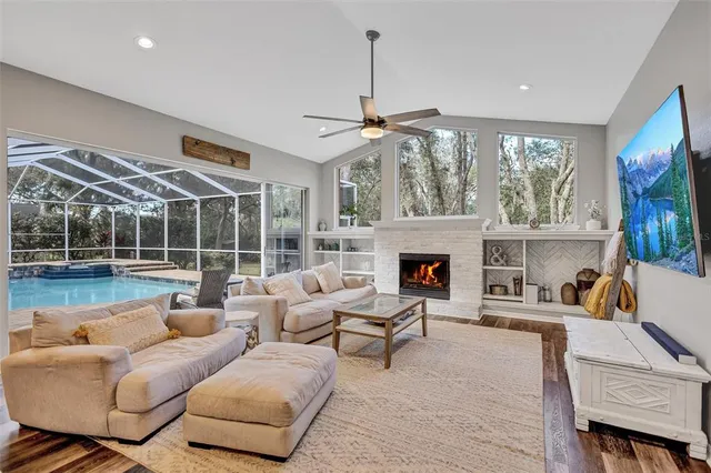 $925,000 | 6022 Hammock Hill Avenue, Lithia, FL 33547