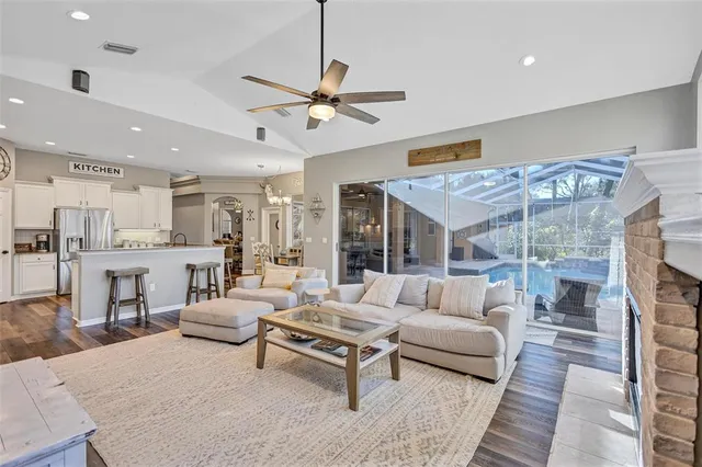 $925,000 | 6022 Hammock Hill Avenue, Lithia, FL 33547