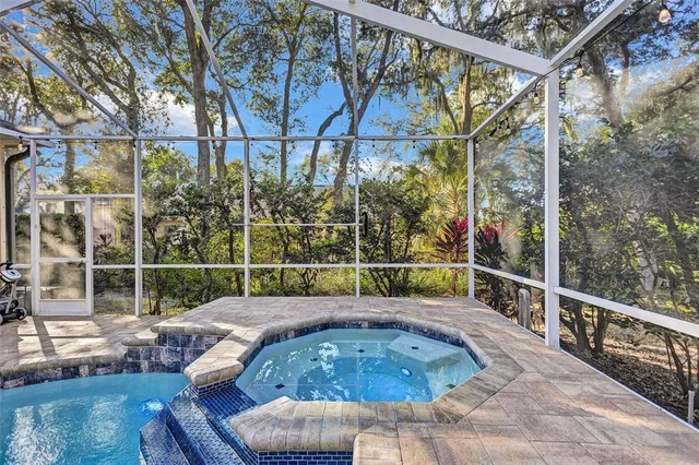 $925,000 | 6022 Hammock Hill Avenue, Lithia, FL 33547