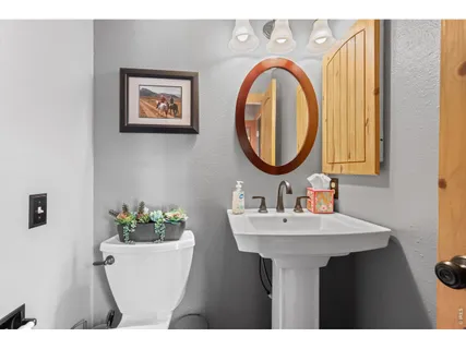 $1,500,000 | 109 Lookout Mountain Circle, Golden, CO 80401