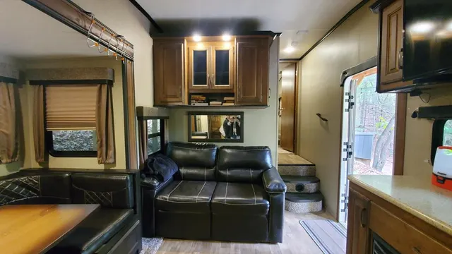 $1,550 | 321 25th Street, Ellijay, GA 30540