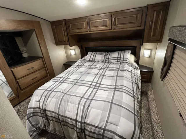 $1,550 | 321 25th Street, Ellijay, GA 30540