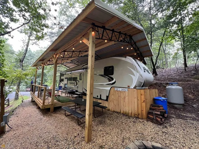 $1,550 | 321 25th Street, Ellijay, GA 30540