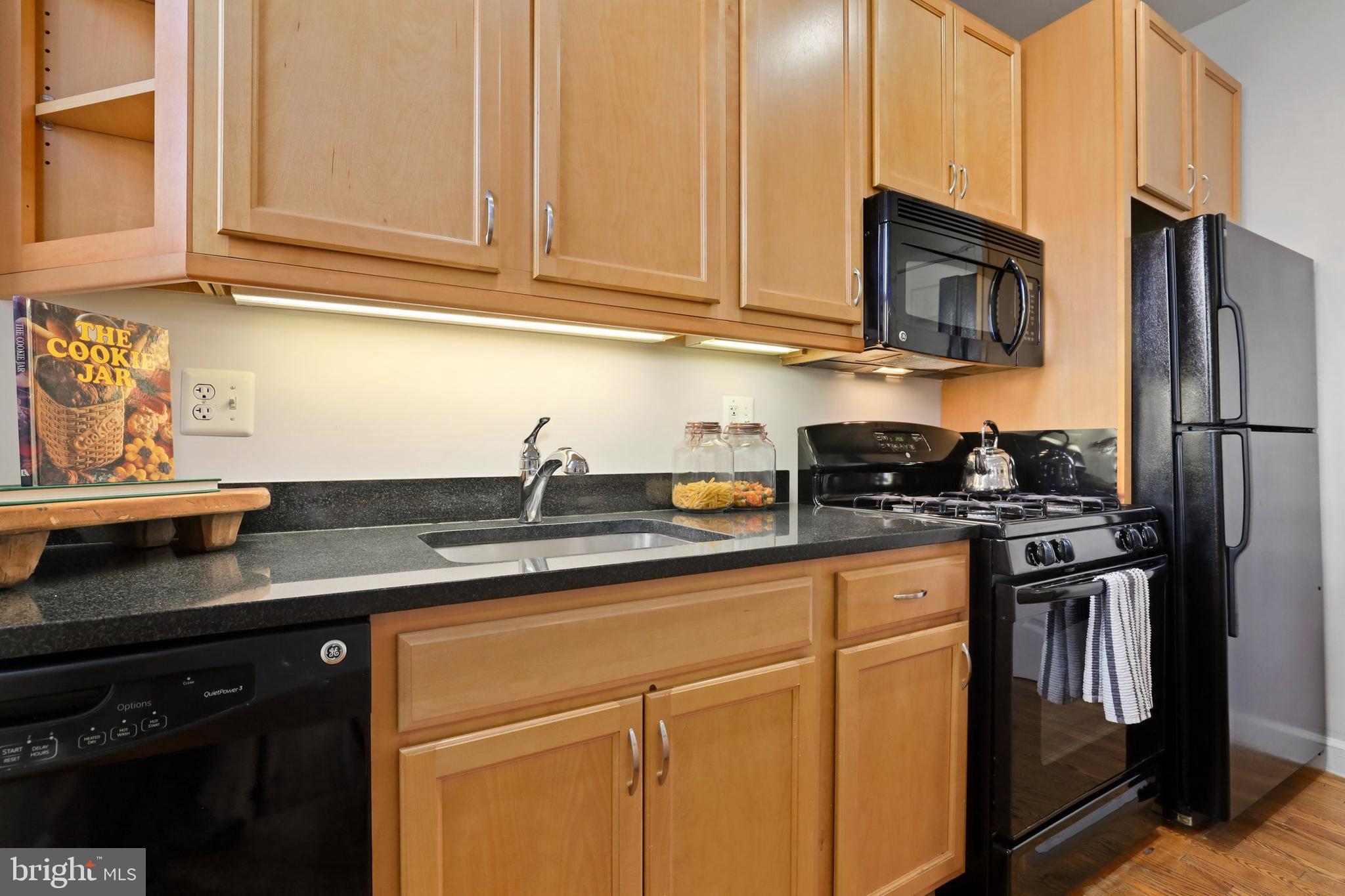 1440 Columbia Road Northwest, Unit 301 Washington, DC 20009 - Photo 13 of 30 Gallery Image 13
