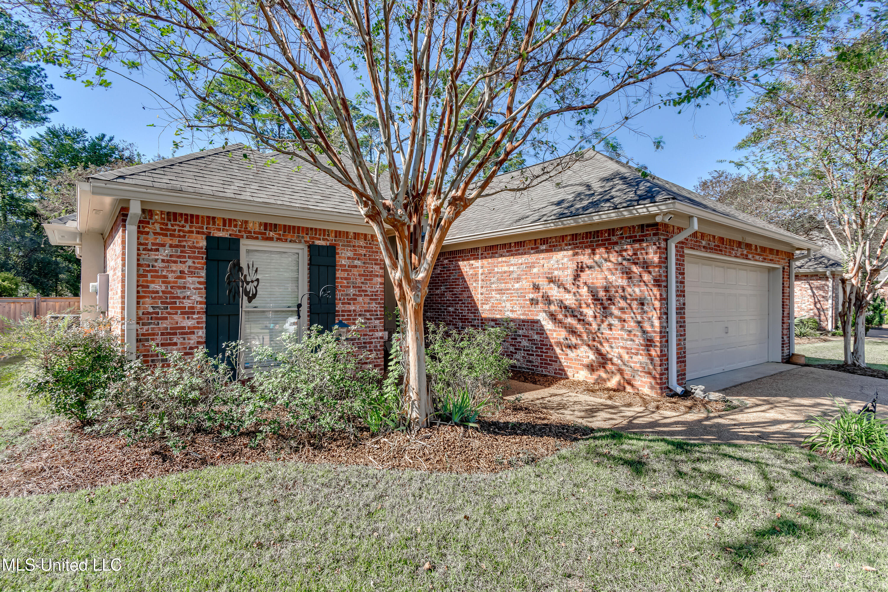 761 Versailles Drive Ridgeland, MS 39157 - Photo 4 of 53 761 Versilles Dr-8