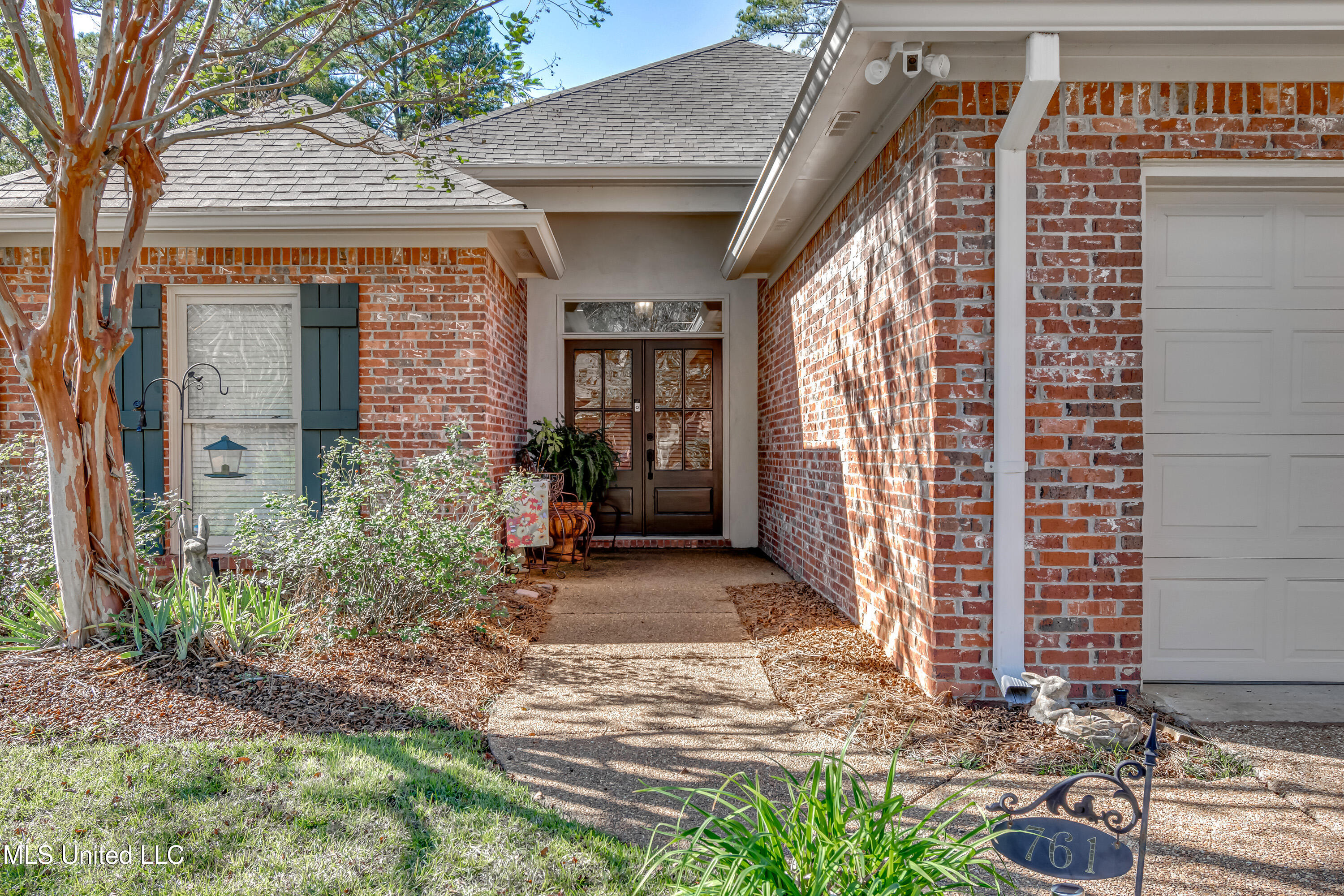 761 Versailles Drive Ridgeland, MS 39157 - Photo 5 of 53 761 Versilles Dr-9