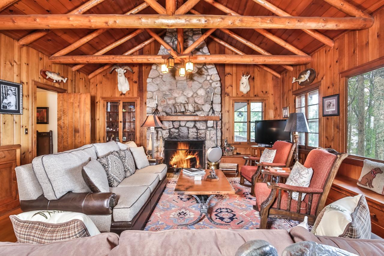 9201 Davies Road Minocqua, WI 54548 - Photo 10 of 44 Gallery Image 10