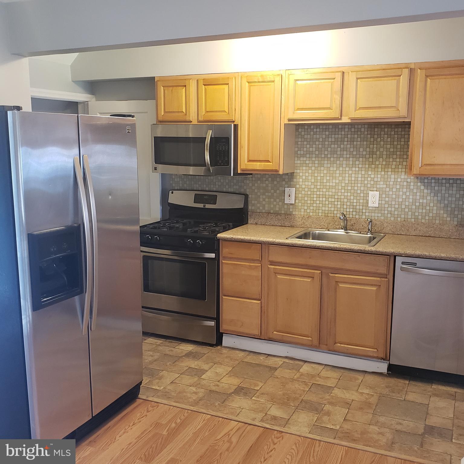 3476 Dunhaven Road Baltimore, MD 21222 - Photo 8 of 21