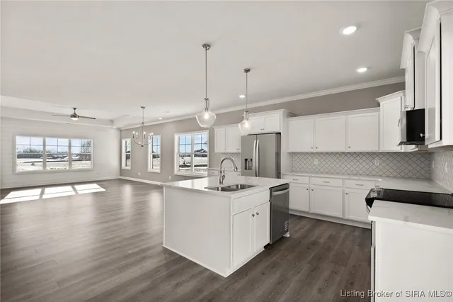 $399,900 | 8124 Farming Way, Charlestown, IN 47111