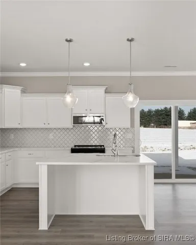 $399,900 | 8124 Farming Way, Charlestown, IN 47111