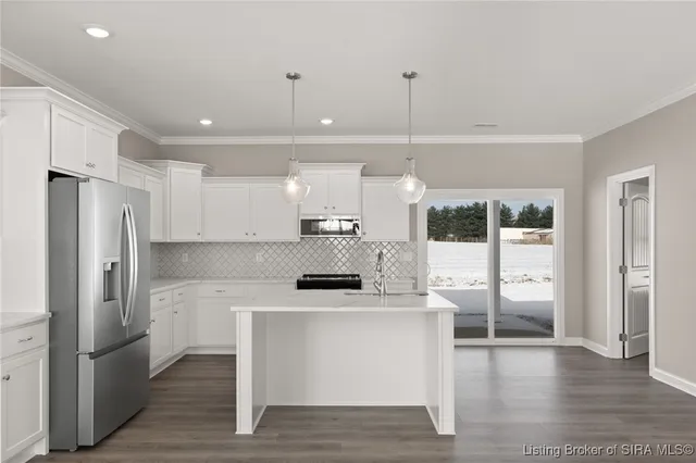 $399,900 | 8124 Farming Way, Charlestown, IN 47111