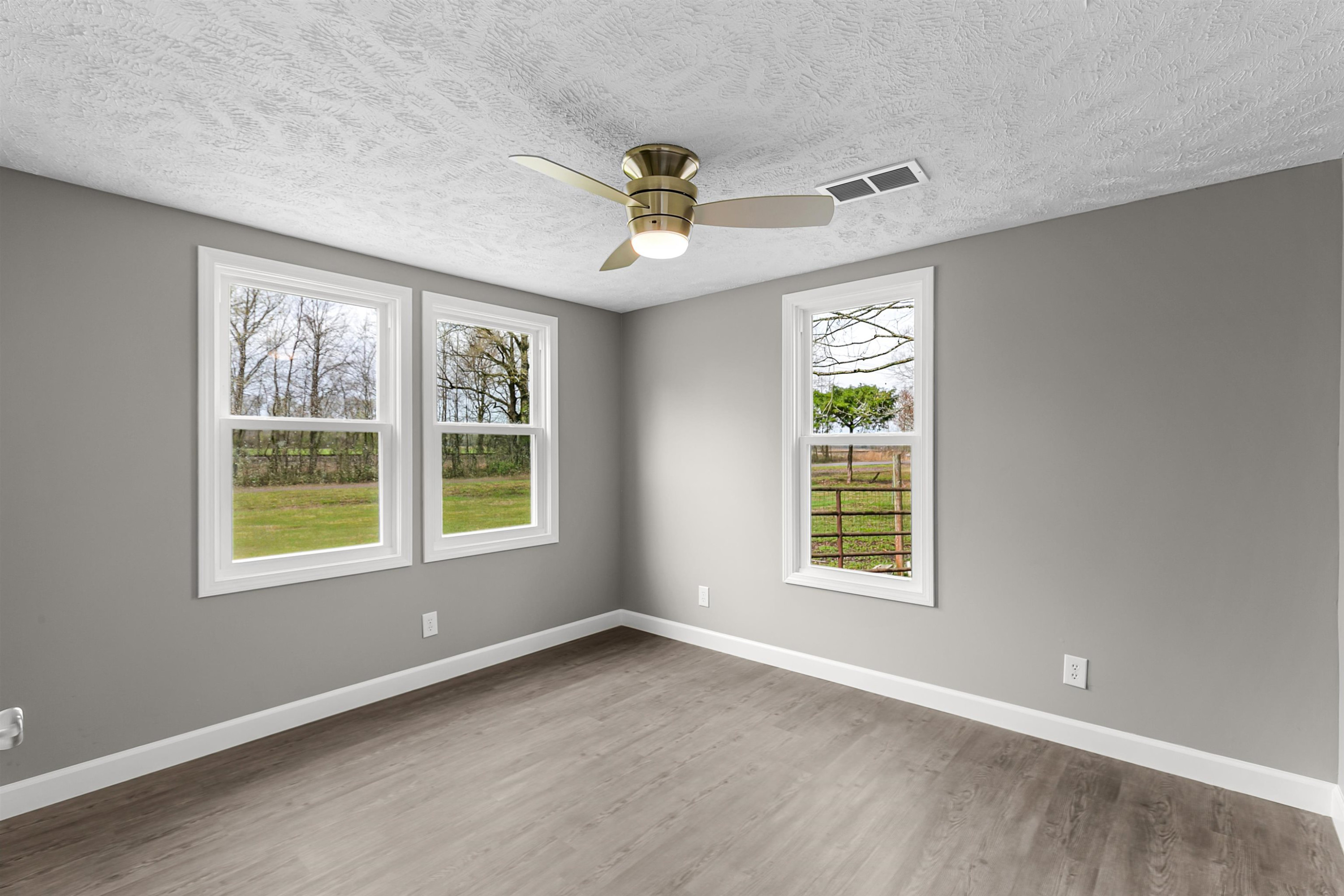 1037 Perry Switch Road Jackson, TN 38301 - Photo 17 of 19 Photo 17
