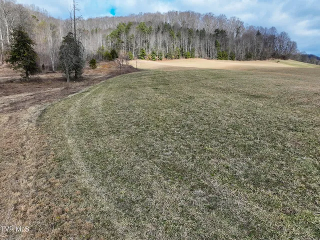 $359,000 | 3203 Gate City Highway, Bristol, VA 24202