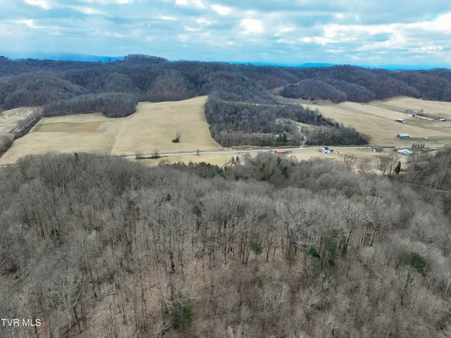 $359,000 | 3203 Gate City Highway, Bristol, VA 24202
