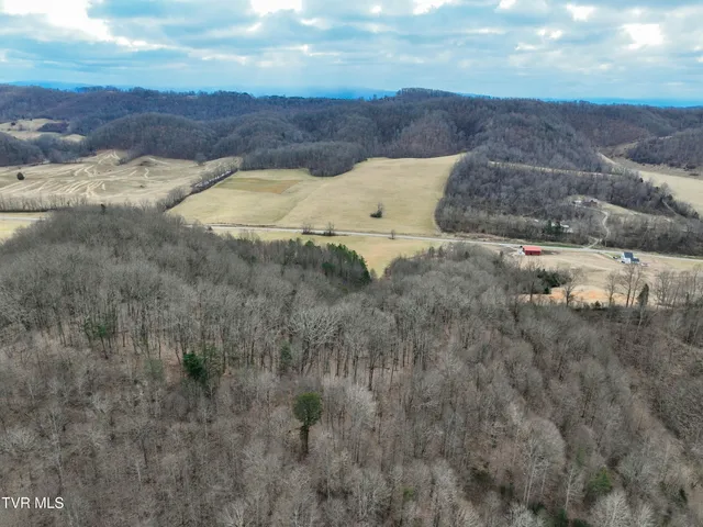 $359,000 | 3203 Gate City Highway, Bristol, VA 24202